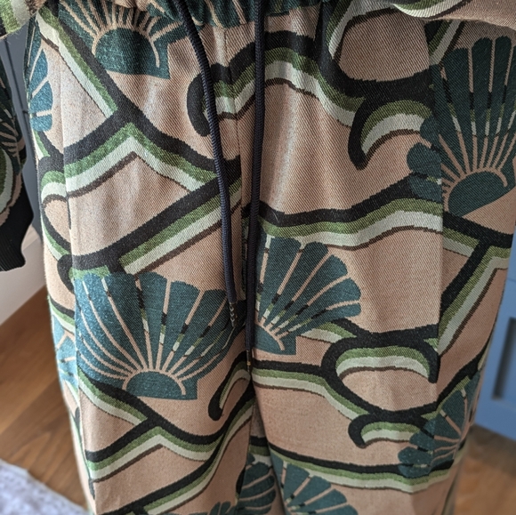 Scotch & Soda Jacquard Shell Print Bomber Jacket and Joggers Set - Picture 6 of 10